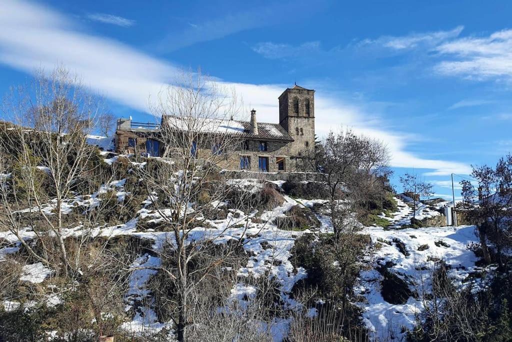 Alojamiento La Atalaya De Araguas Araguas del Solano Bagian luar foto